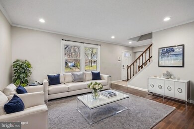 16004 Laconia Cir, Woodbridge, VA 22191 - photo 6