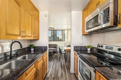 1134 Kinau St unit 801, Honolulu, HI 96814 - photo 6