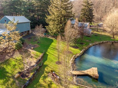 2121 Weisstown Rd, Boyertown, PA 19512 - photo 3