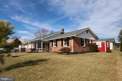 2605 Heritage Farm Dr, Wilmington, DE 19808 - photo 2