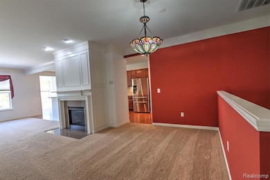 Great Room- dining area w/ leaded glass chandelier