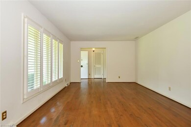 1508 Valleymede Rd, Greensboro, NC 27410 - photo 7