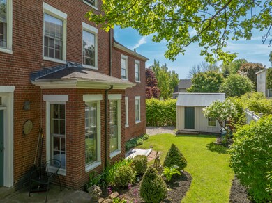 164 Danforth Street-08