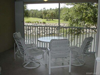 Plenty of outdoor dinning area with a great view