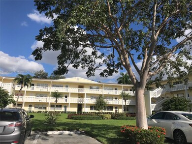 29 Dorset A unit A, Boca Raton, FL 33434 - photo 3