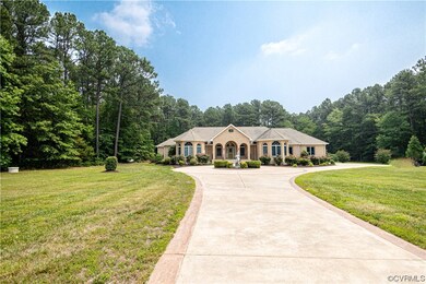 9017 Hollywood Dr, Disputanta, VA 23842 - photo 6
