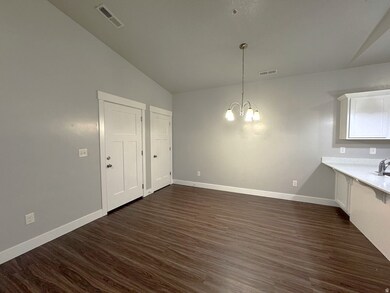 1831 W Newcastle Ln unit D302, Saratoga Springs, UT 84045 - photo 7