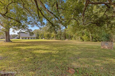 11612 Old Jeanerette Rd unit 1, Jeanerette, LA 70544 - photo 2