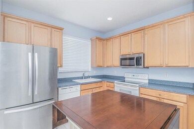 256 SW Lake Forest Way-FULL-21