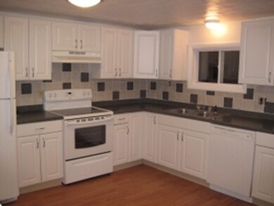 481-483 Stearns Ave, Mansfield, MA 02048 - photo 5