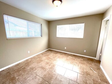 9007 Glen Shadow Dr, Houston, TX 77088 - photo 6