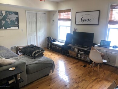 DC6640C9-B974-4E04-B422-6C392345F65F