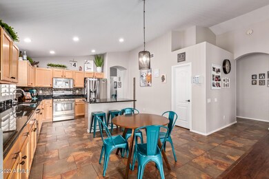 25806 N Hackberry Dr, Phoenix, AZ 85083 - photo 7