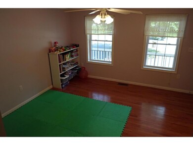 1 Sunflower Ln, Londonderry, NH 03053 - photo 7