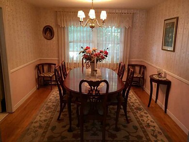 35 Roger Williams Dr, Greenville, RI 02828 - photo 4