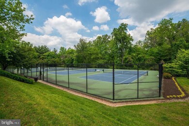 5812 Inman Park Cir unit 110, Rockville, MD 20852 - photo 6