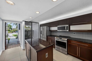 1100 SE 5th Ct unit 53, Pompano Beach, FL 33060 - photo 3