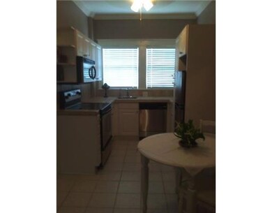 Kitchen. Full size kitchen