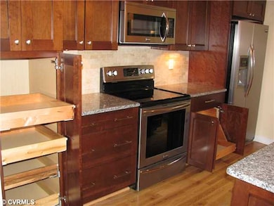 Kitchen - Custom Pull Out Shelves!