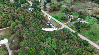 3955 Hogback Rd, Fowlerville, MI 48836 - photo 4