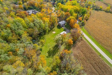 526 Hillcrest Ln, Brooklyn, WI 53521 - photo 5