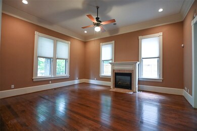 833 Columbia St, Houston, TX 77007 - photo 6