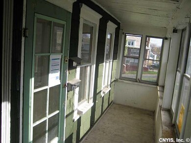 Porch - Enclosed Entry from enclosed porch unit 2
