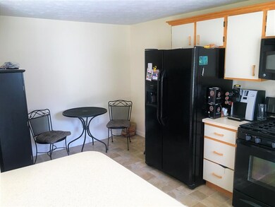 23 Albury Stone Cir unit U226, Nashua, NH 03063 - photo 3