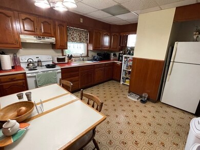 74 Dartmouth St unit 2, Medford, MA 02155 - photo 3