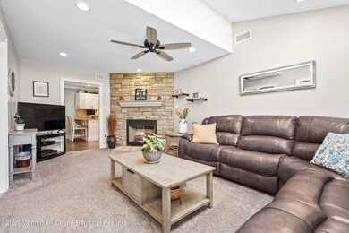 26 Autumn Ln, Matawan, NJ 07747 - photo 6