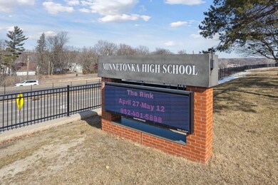 5458 Tamarack Cir, Minnetonka, MN 55345 - photo 7