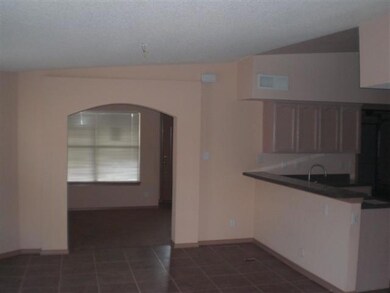 14260 Desert Mesquite Dr, Horizon City, TX 79928 - photo 2