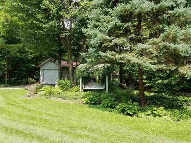 3611 N Hickory Rd, Decatur, IN 46733 - photo 2