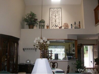 Ledge for decorating