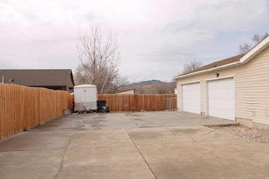 240 S State St, Redmond, UT 84652 - photo 4
