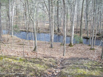 149 English Ct, Bushkill, PA 18324 - photo 4