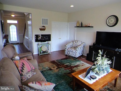 788 Shook Ct E, Greencastle, PA 17225 - photo 3