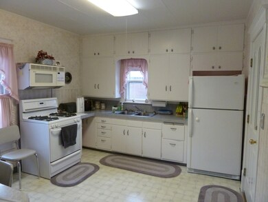 main kitchen 1<|><|>