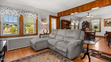 LRLiving Room - 8
