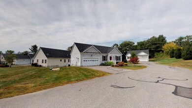 1 Sugar Plum Ln, Londonderry, NH 03053 - photo 6