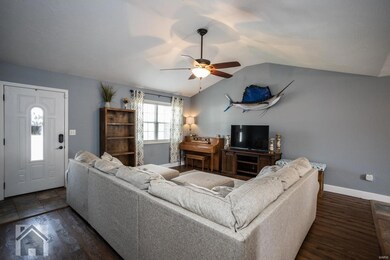 16324 Heartland Ln, Saint Robert, MO 65584 - photo 5