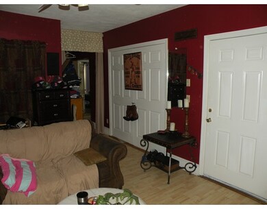 89 Kinsman St, Everett, MA 02149 - photo 6