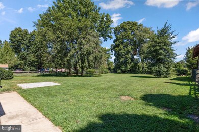 812 Wollaston Rd, Kennett Square, PA 19348 - photo 4