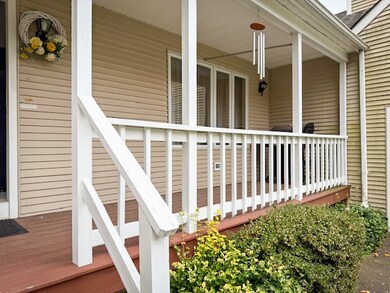 202 River Farms Dr, West Warwick, RI 02893 - photo 7