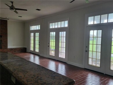 181 Torrey Pines Dr, New Orleans, LA 70128 - photo 5