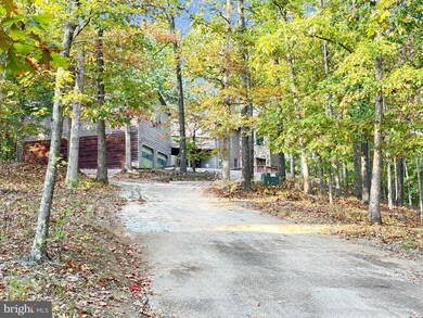 296 Chickadee Ln, Winchester, VA 22603 - photo 2