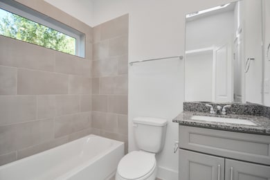 420 Janisch Rd unit J, Houston, TX 77018 - photo 5