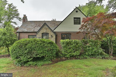 811 Rowen Rd, Silver Spring, MD 20910 - photo 2