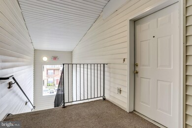 2489 Quick St unit 304, Herndon, VA 20171 - photo 3