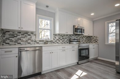 5402 76th Ave, Hyattsville, MD 20784 - photo 5